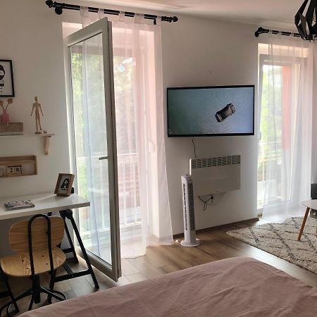 Sc Design Home Apartman ペーチ エクステリア 写真